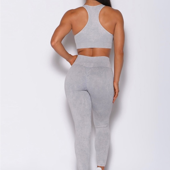 Bombshell legging *SOLD OUT - RARE WASH* - Picture 2 of 4